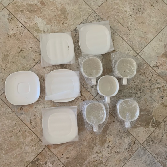 NWOT Ceramic Maker TEOCERA Coffee/Tea Mugs Set of 5 With Saucers Cups W/ Handle - Picture 3 of 6